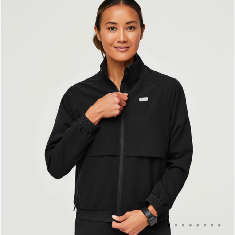 Figs Sydney Scrub Jacket